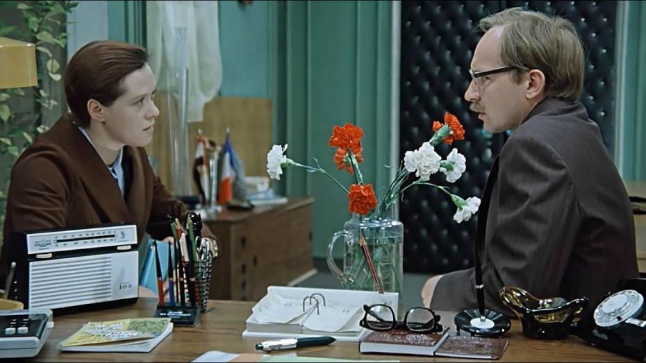 Кадр из фильма «Служебный роман»