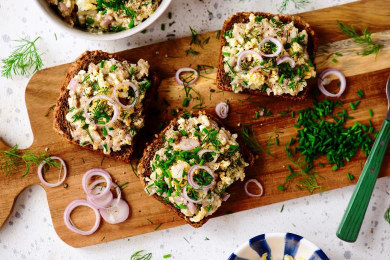Классический рецепт форшмака с маринованными огурцами