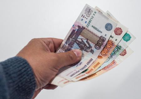 В Госдуме допустили введение уголовной ответственности за серые зарплаты
