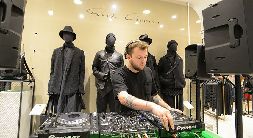 DJ-сет в ЦУМе