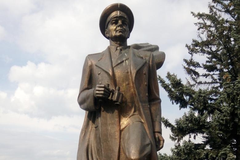 Памятник Василию Маргелову