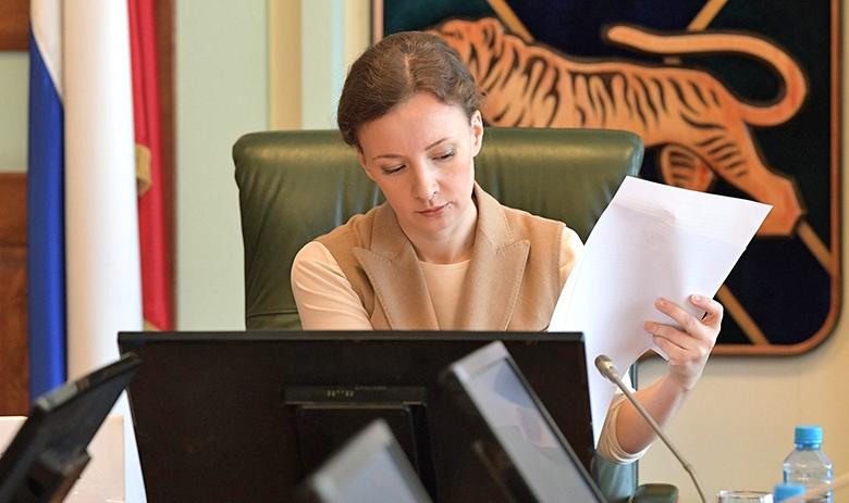 Уполномоченный при президенте по правам ребёнка Анна Кузнецова