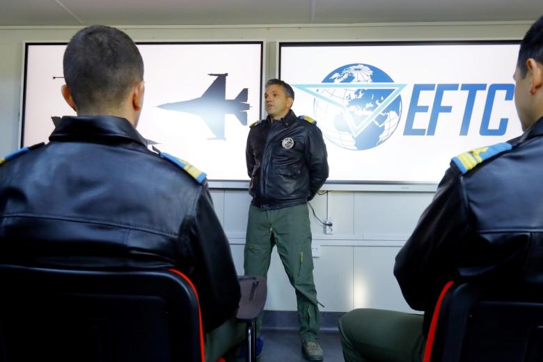 Европейский центр подготовки пилотов для истребителей F-16