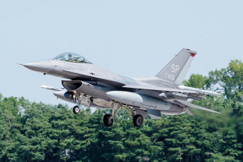 F-16