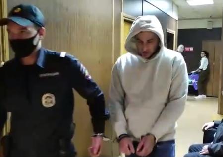 Суд оправдал обвиняемого в убийстве хоккеиста в Москве