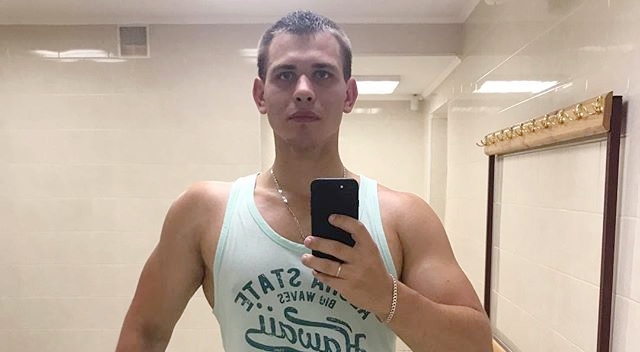 Александр Левин