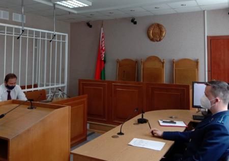 «Панические атаки»: адвокат рассказал о состоянии задержанной Сапеги