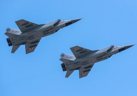 В ЦВО назвали причину пролёта военной авиации в небе над Екатеринбургом