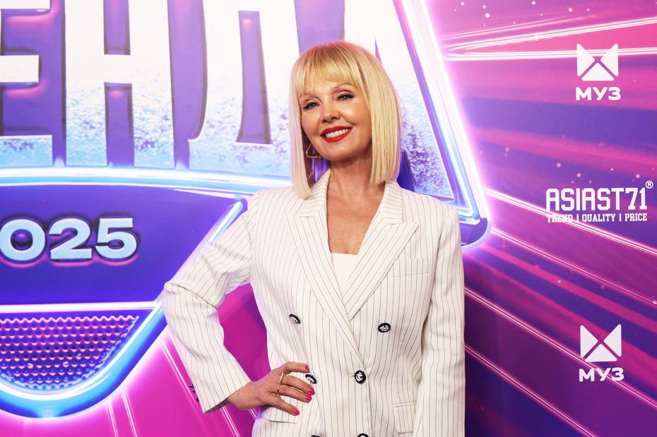 Певица Валерия во время гала-ужина «Премии МУЗ-ТВ 2025. Легенда»