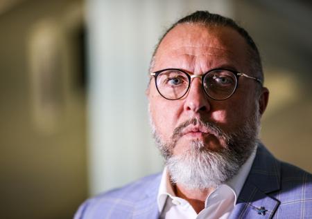 Грымов призвал молиться за попавшего в больницу с COVID Стеклова