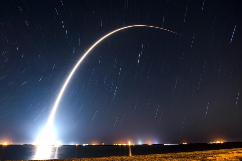 Полёт корабля Falcon 9 со спутниками Starlink на борту