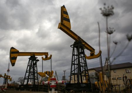 Нефтедобывающие компании обяжут возмещать ущерб при ликвидации разливов