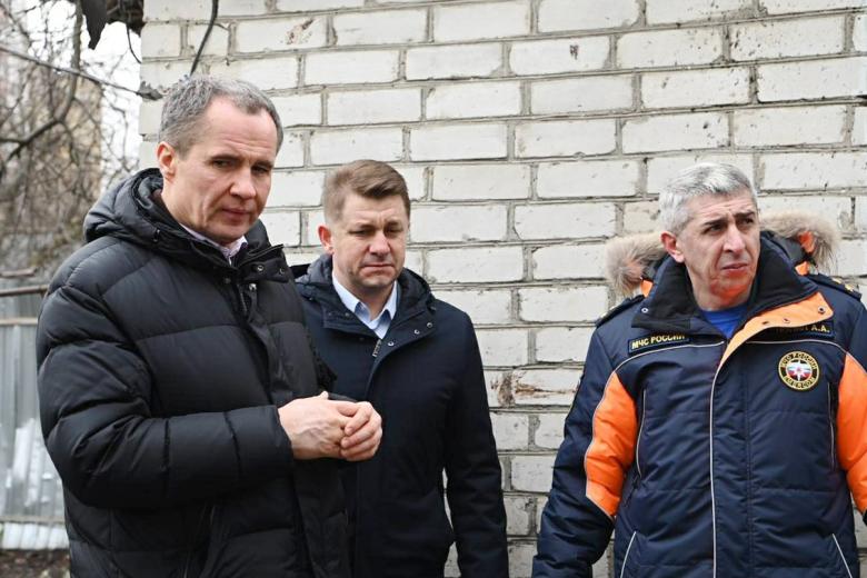 Вячеслав Гладков (слева)