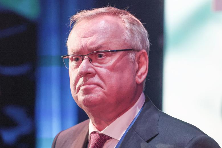 Андрей Костин