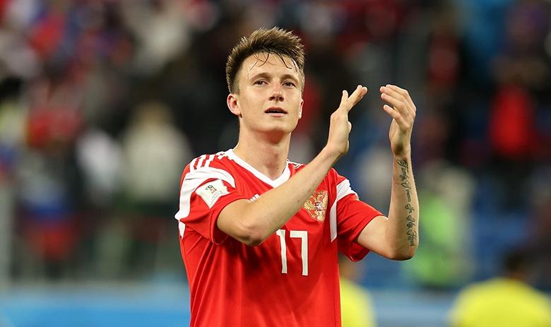 Александр Головин