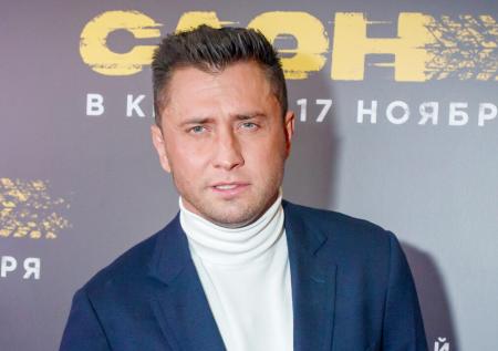 Уехавшего на Сейшелы Прилучного осудили из-за спора об алиментах