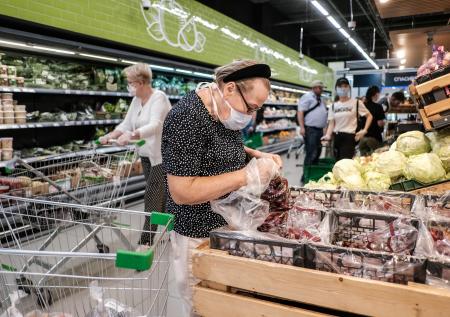 Ценам на продукты и технику предсказали бешеный скачок