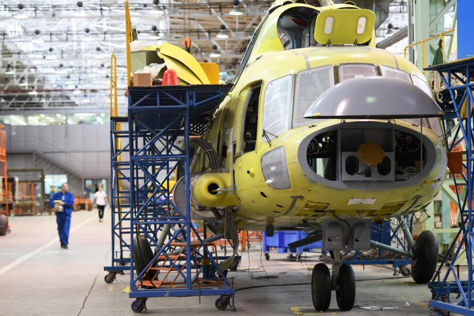 Сборочный цех вертолетов Ми-8