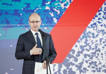 Кириенко посетил зону спецоперации в Донбассе