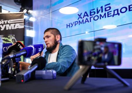 Дэйна Уайт: опасаюсь организовывать бой Нурмагомедова с Фергюсоном