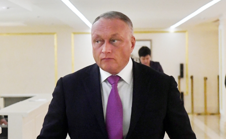 Дмитрий Савельев