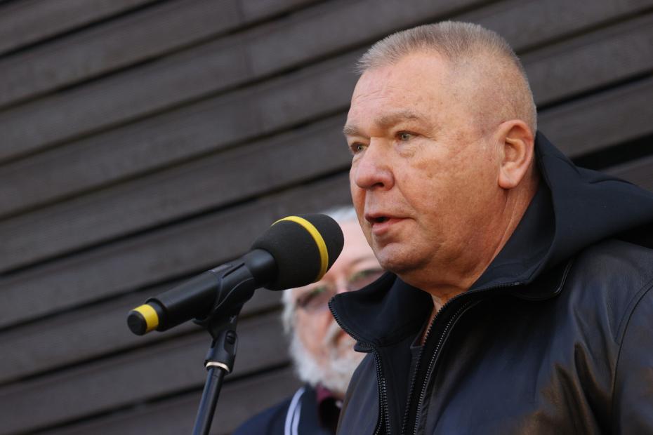 Скульптор Александр Рукавишников