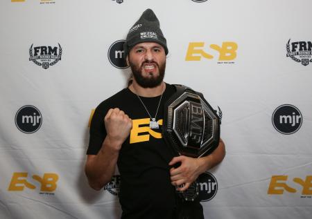 Масвидаль сразится за титул с Усманом в главном бою UFC 251