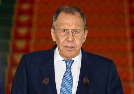 Лавров: Россия выстоит в условиях гибридной войны