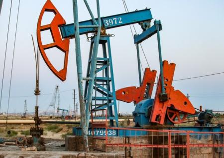 Главы МИД стран G7 рассмотрят введение потолка цен на российскую нефть