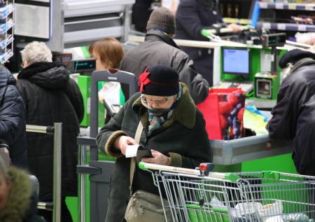 Минэк: реальные зарплаты россиян вырастут максимум на 2,5%