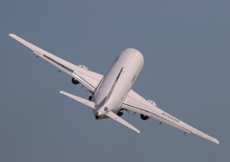 Названа дата первого полета полностью российского Superjet