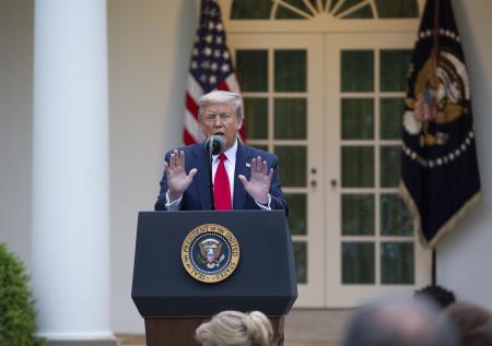 Власти Нью-Йорка объявили о прекращении сотрудничества с компанией Трампа