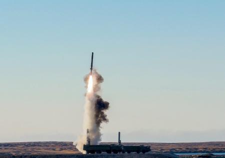 МО России: ракетами «Оникс» в районе Одессы уничтожен ангар с вооружением