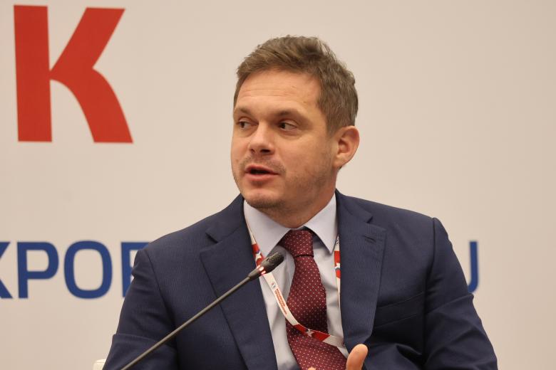 Дмитрий Новиков