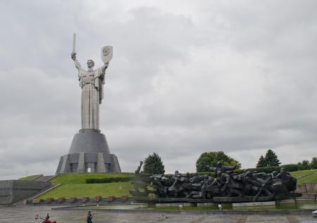 Украине предложили сменить пол скульптуре «Родина-мать»