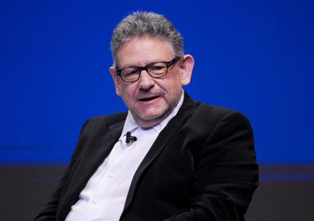 Глава Universal Music Group заразился коронавирусом