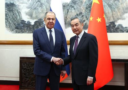 Китай назвал условие поддержки мирной конференции по Украине