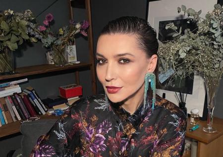 Скандал похлеще Бузовой: Богомолов пригласил трансгендера на роль Раневской