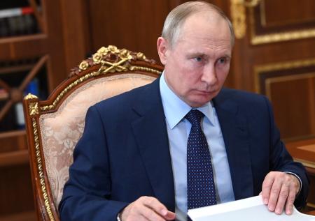 Путин сравнил смертность на дорогах с потерями от военных действий