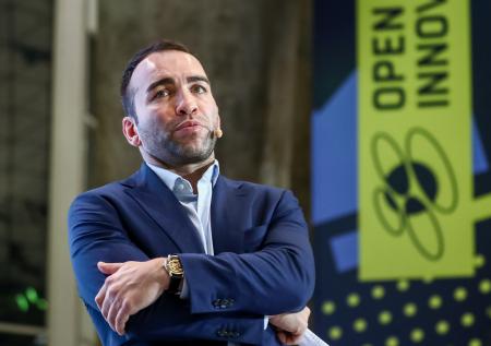 Гаджиев прокомментировал перепалку Емельяненко и Гусейнова