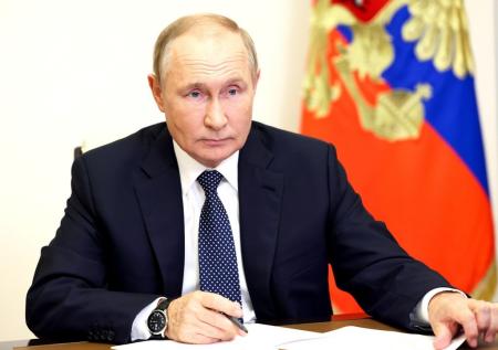 Путин оценил объем экспорта российских вооружений