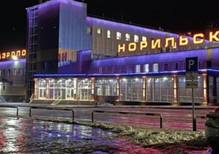 Стало известно, почему самолет выкатился за пределы ВПП в Норильске