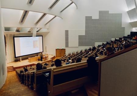 В Минобрнауки утвердили дату празднования Дня преподавателя высшей школы