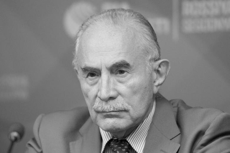 Асламбек Аслаханов