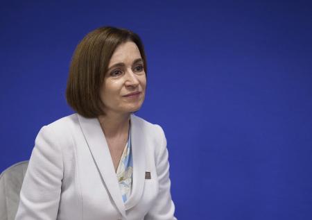 В Молдавии призвали к отставке Санду