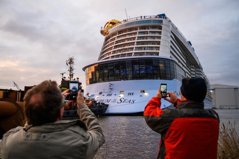 Лайнер Spectrum of The Seas