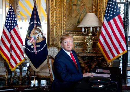 В Twitter назвали причины пропажи публикации Трампа