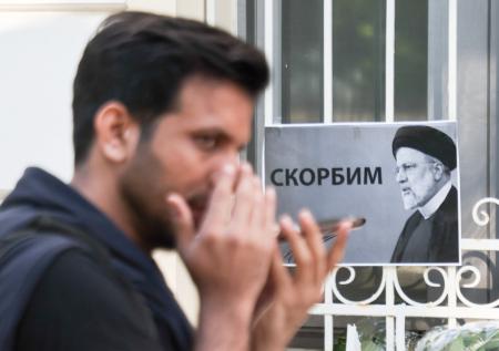 Иран опроверг гипотезу о крушении вертолета с Раиси