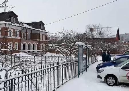 Священник рассказал об ужасном отношении к ученикам монастырской гимназии