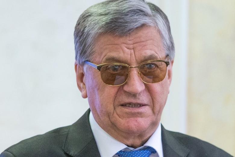 Александр Тихонов